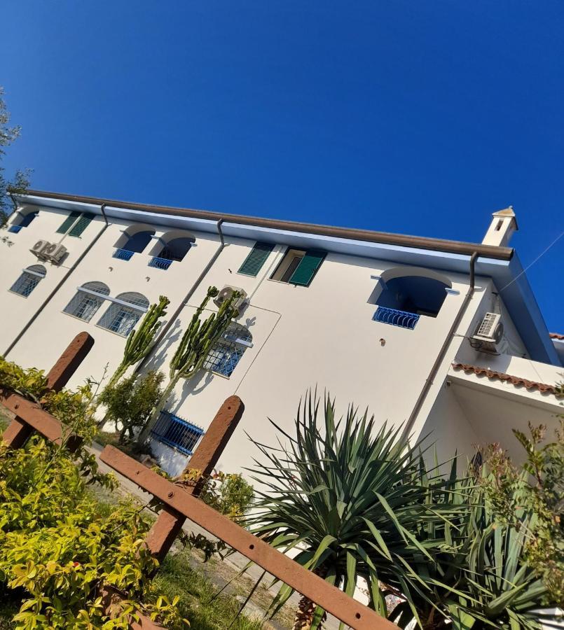 Farm stay De Serra Country *